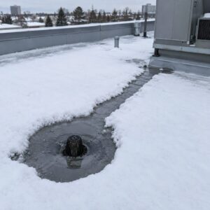 обогрев плоской кровли вокруг водосточной воронки